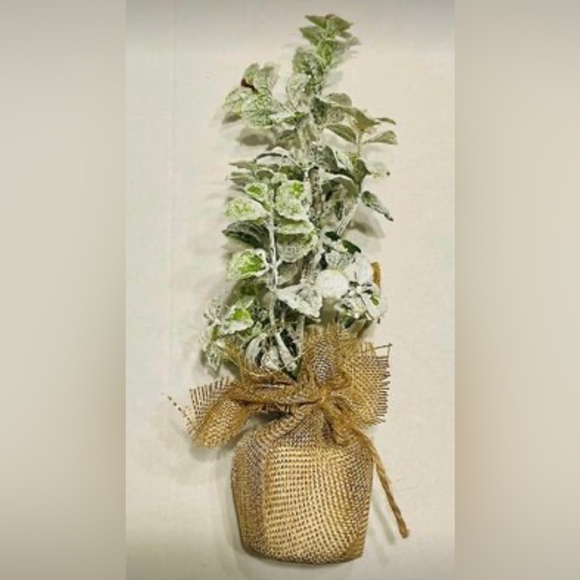 *Frosty Leaves Mini Artificial Tree 10” - Picture 4 of 9